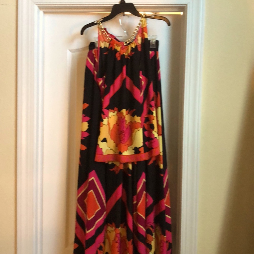 New York and Company skirt and top set